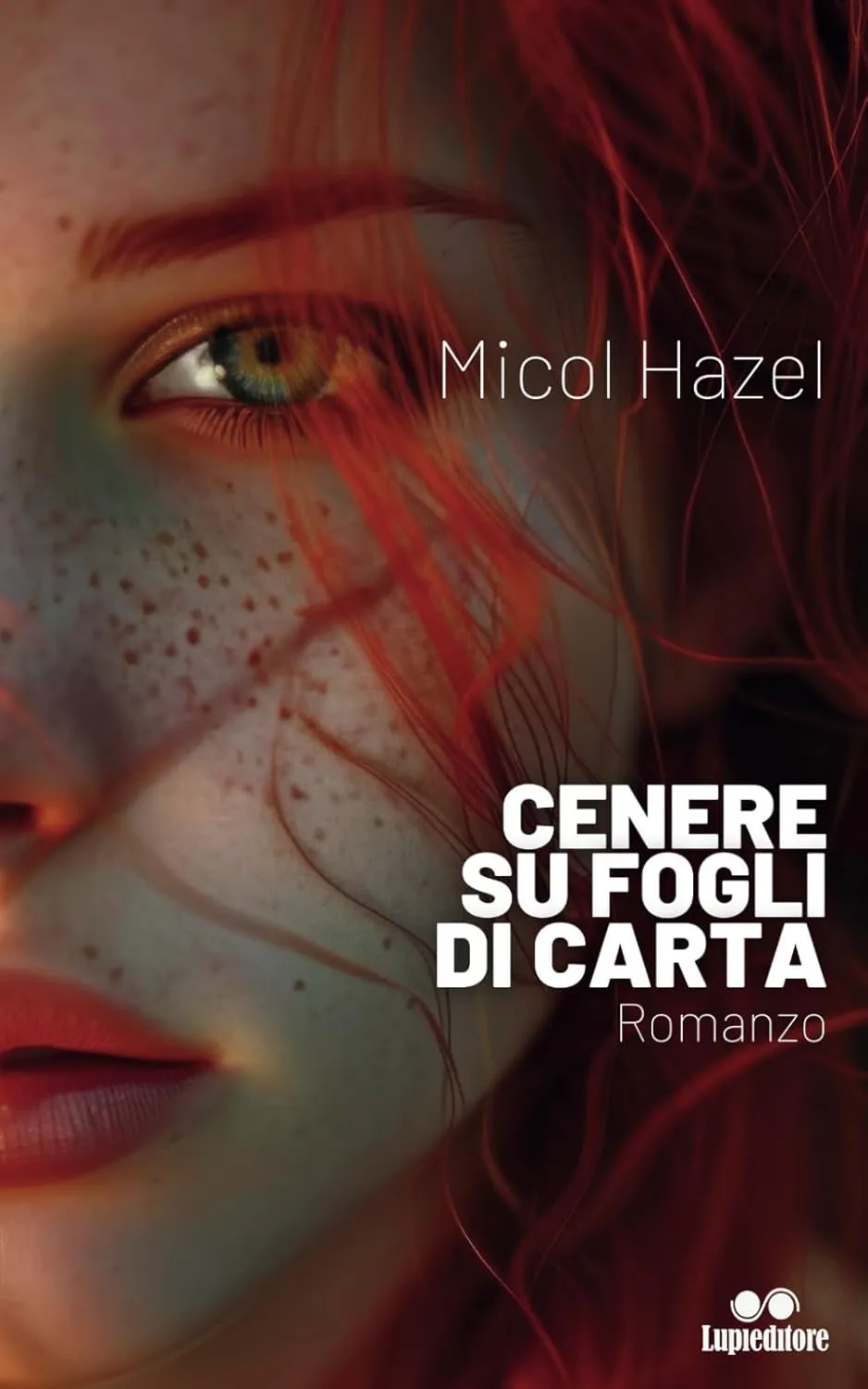 Cenere Su Fogli di Carta